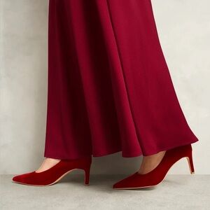 HOBBS London Leila Velvet Pumps Shoes ROUGE RED Size 9 NWT Heels